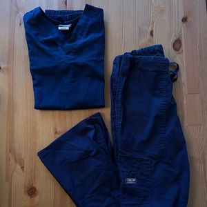 Cherokee Women’s navy scrub set